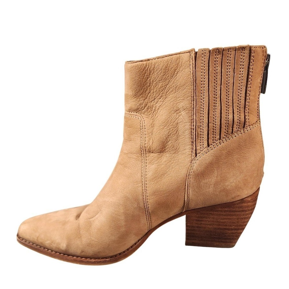 Vince Camuto Boots Womens Size 9 Beige Leather Devena Western Ankle Heel Booties